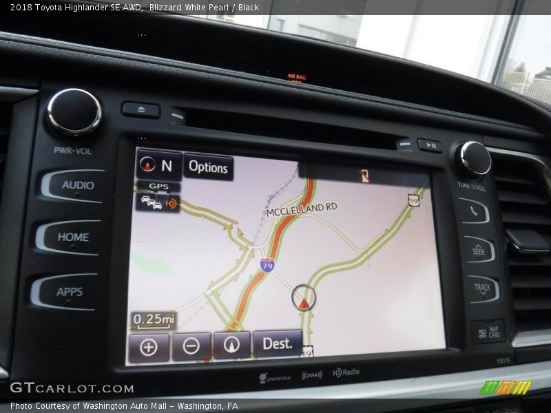 Blizzard White Pearl / Black 2018 Toyota Highlander SE AWD