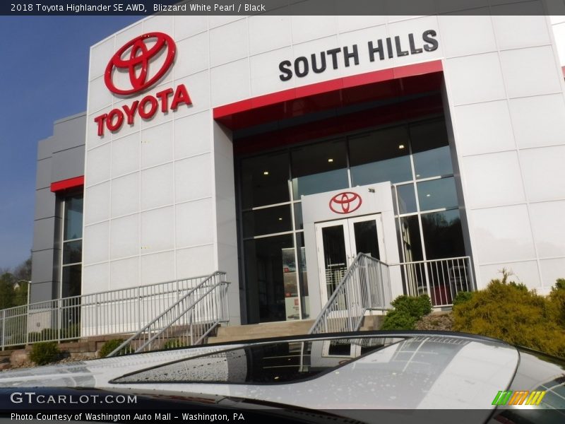 Blizzard White Pearl / Black 2018 Toyota Highlander SE AWD