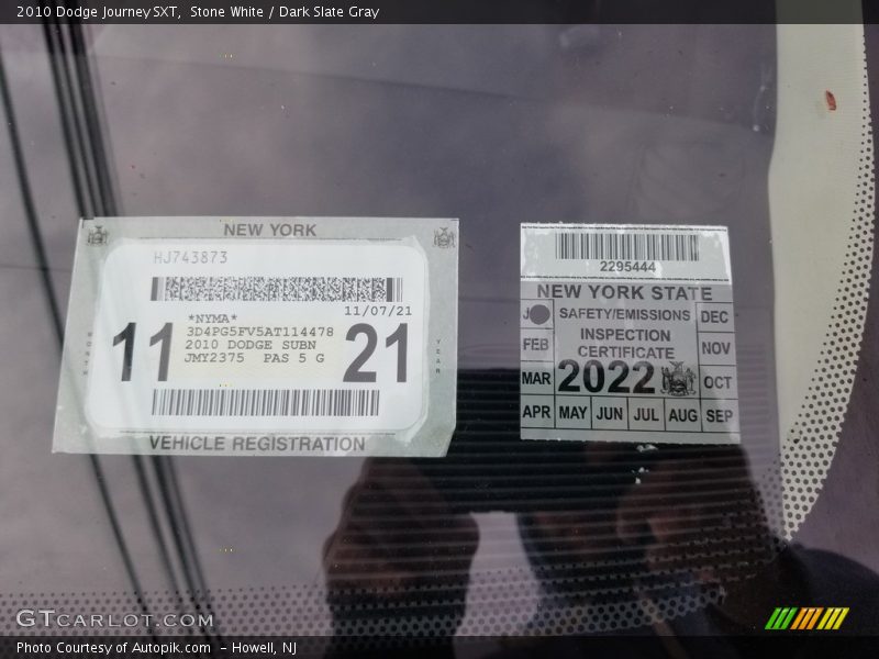 Stone White / Dark Slate Gray 2010 Dodge Journey SXT