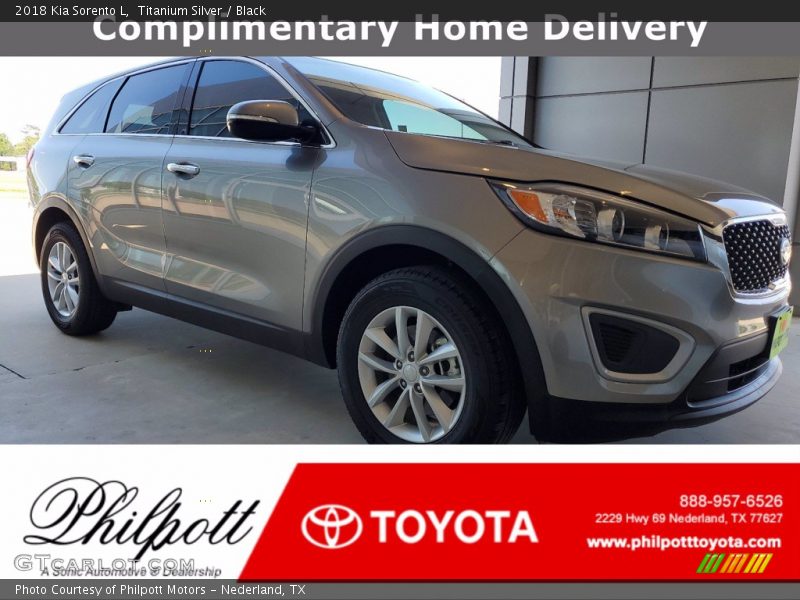Titanium Silver / Black 2018 Kia Sorento L