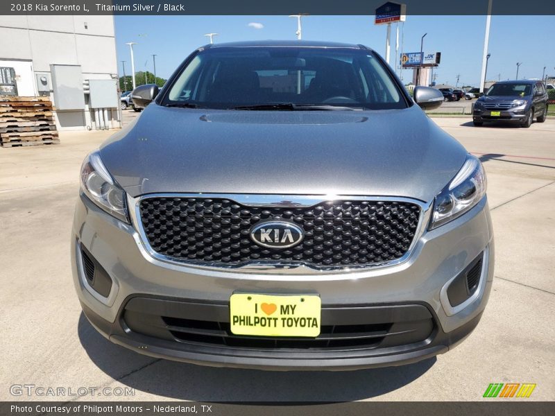 Titanium Silver / Black 2018 Kia Sorento L