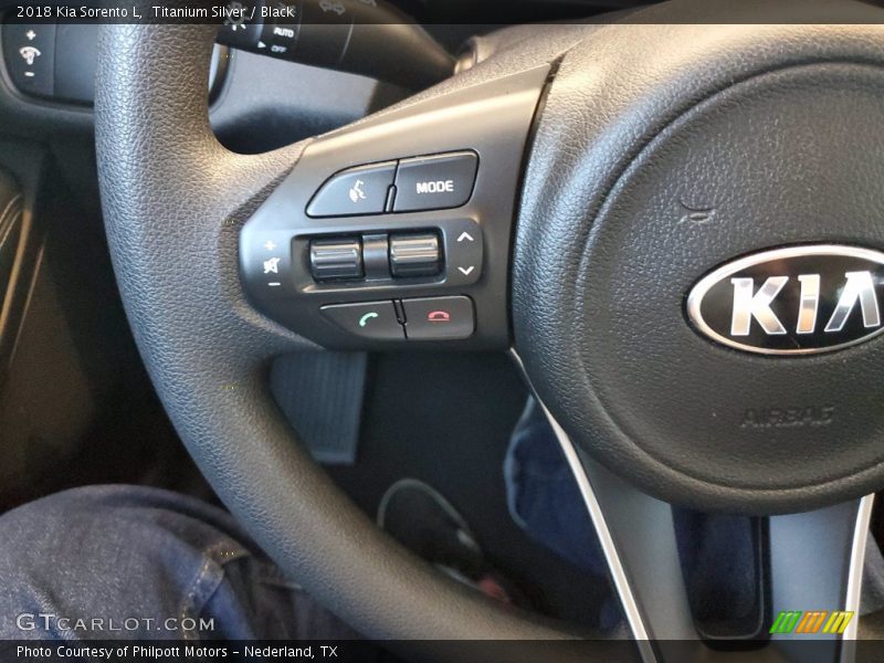 Titanium Silver / Black 2018 Kia Sorento L