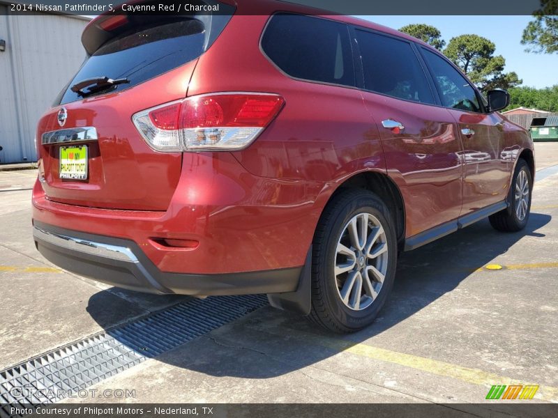 Cayenne Red / Charcoal 2014 Nissan Pathfinder S