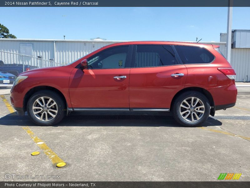 Cayenne Red / Charcoal 2014 Nissan Pathfinder S