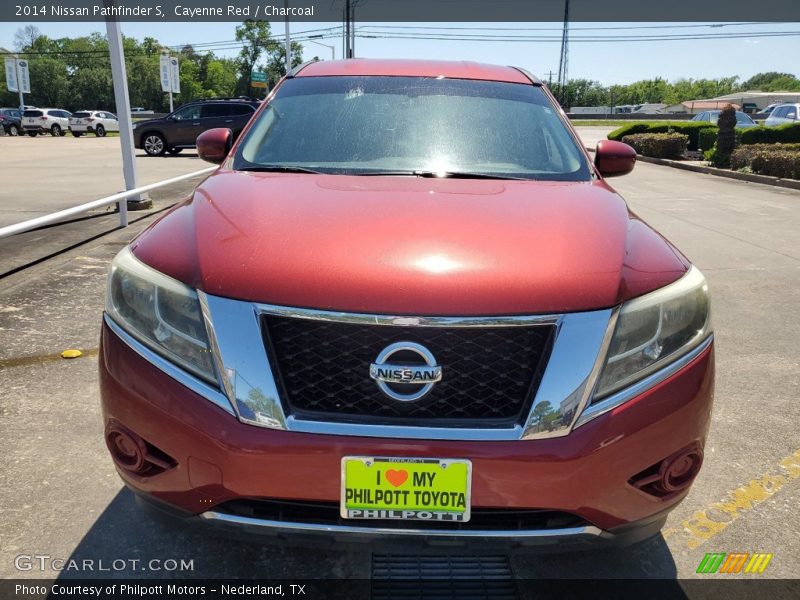 Cayenne Red / Charcoal 2014 Nissan Pathfinder S