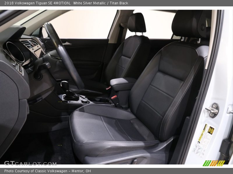 White Silver Metallic / Titan Black 2018 Volkswagen Tiguan SE 4MOTION