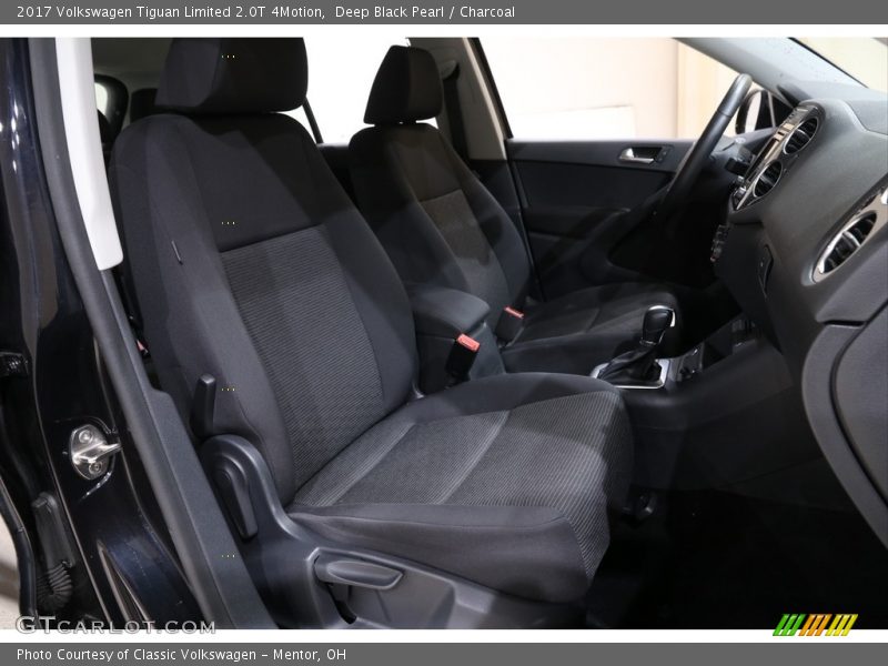Deep Black Pearl / Charcoal 2017 Volkswagen Tiguan Limited 2.0T 4Motion