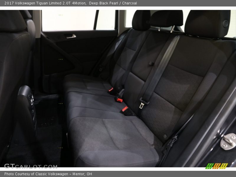 Deep Black Pearl / Charcoal 2017 Volkswagen Tiguan Limited 2.0T 4Motion
