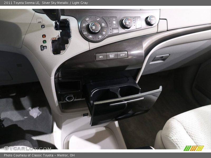 Silver Sky Metallic / Light Gray 2011 Toyota Sienna LE