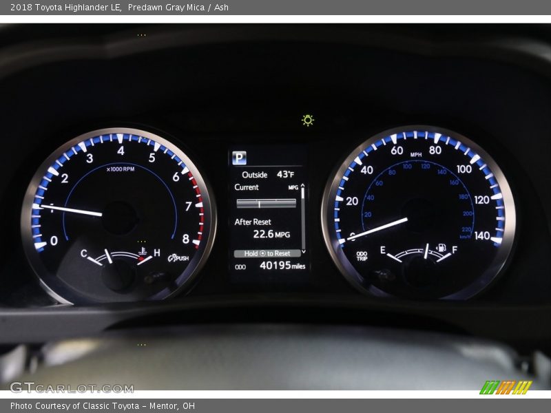 Predawn Gray Mica / Ash 2018 Toyota Highlander LE