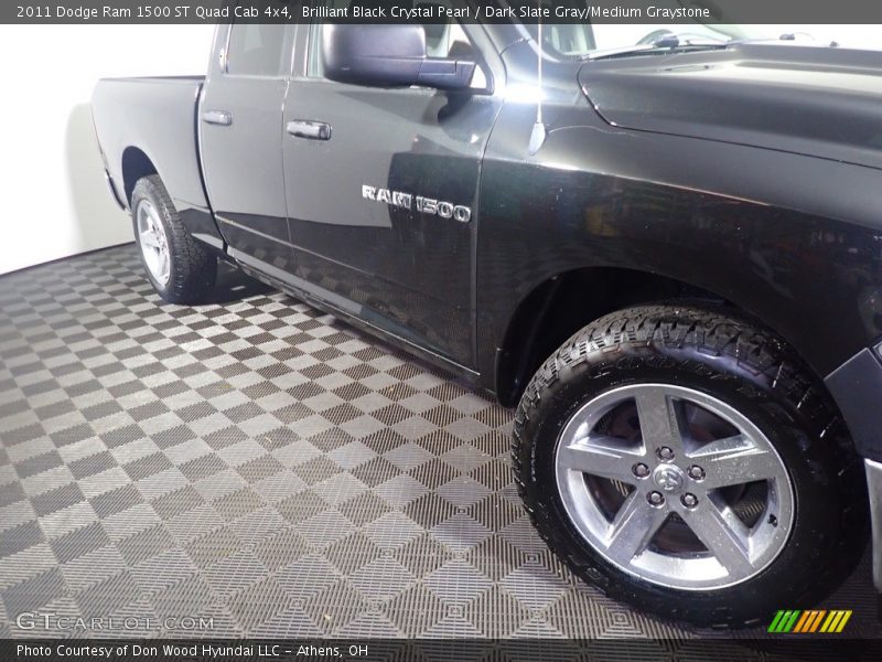 Brilliant Black Crystal Pearl / Dark Slate Gray/Medium Graystone 2011 Dodge Ram 1500 ST Quad Cab 4x4