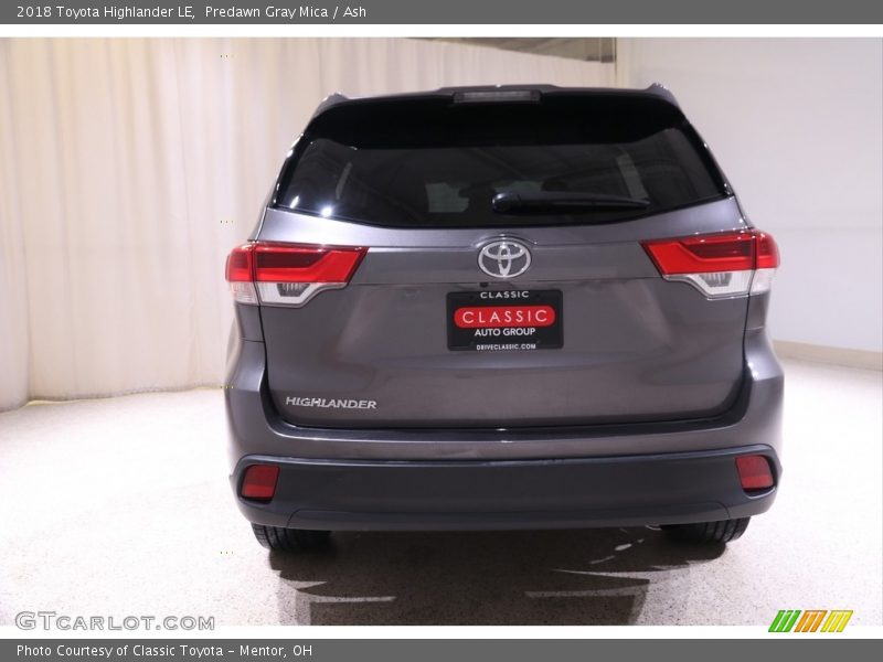 Predawn Gray Mica / Ash 2018 Toyota Highlander LE