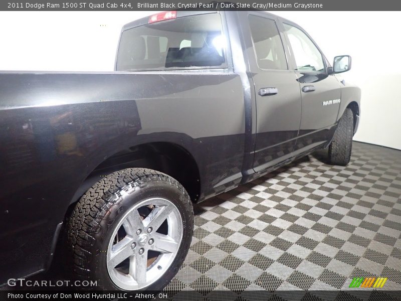 Brilliant Black Crystal Pearl / Dark Slate Gray/Medium Graystone 2011 Dodge Ram 1500 ST Quad Cab 4x4