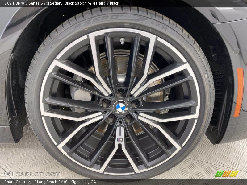 Black Sapphire Metallic / Black 2021 BMW 5 Series 530i Sedan