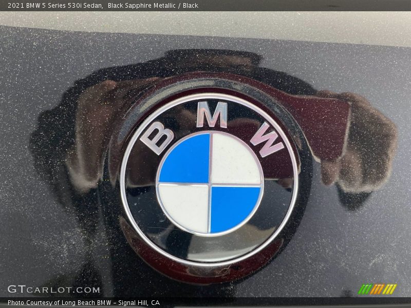 Black Sapphire Metallic / Black 2021 BMW 5 Series 530i Sedan
