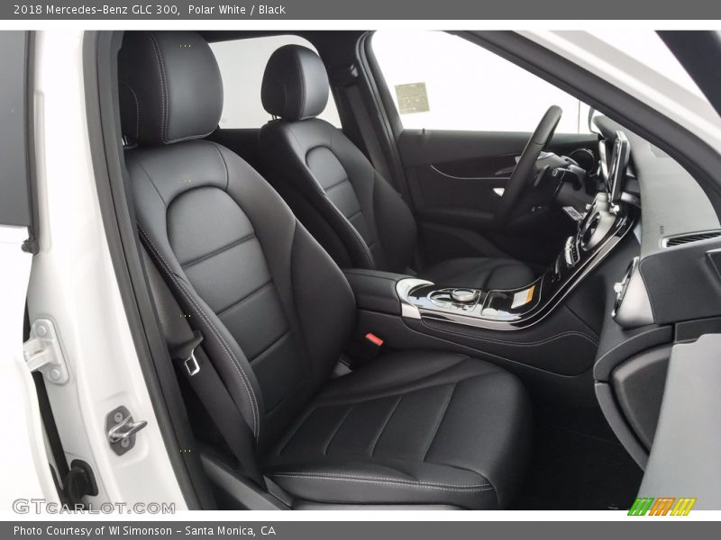 Polar White / Black 2018 Mercedes-Benz GLC 300