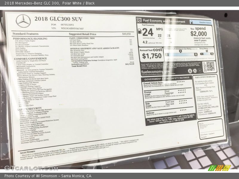 Polar White / Black 2018 Mercedes-Benz GLC 300