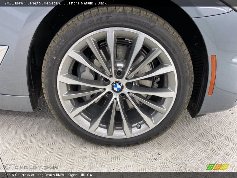 Bluestone Metallic / Black 2021 BMW 5 Series 530e Sedan