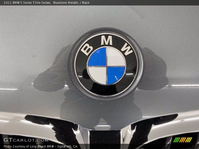 Bluestone Metallic / Black 2021 BMW 5 Series 530e Sedan
