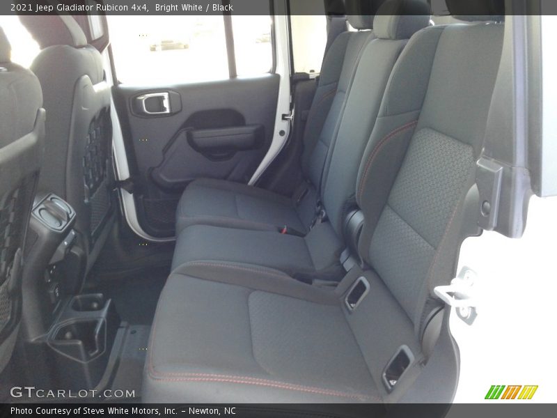 Bright White / Black 2021 Jeep Gladiator Rubicon 4x4