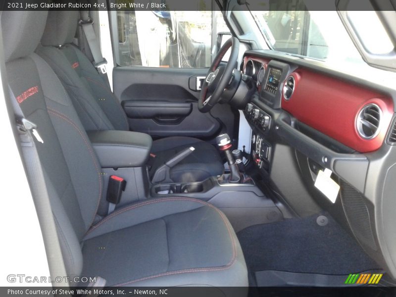 Bright White / Black 2021 Jeep Gladiator Rubicon 4x4