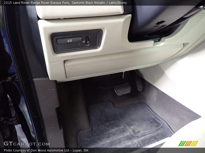 Santorini Black Metallic / Latte/Ebony 2015 Land Rover Range Rover Evoque Pure