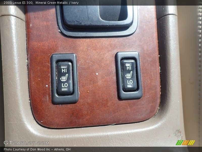 Mineral Green Metallic / Ivory 2001 Lexus ES 300