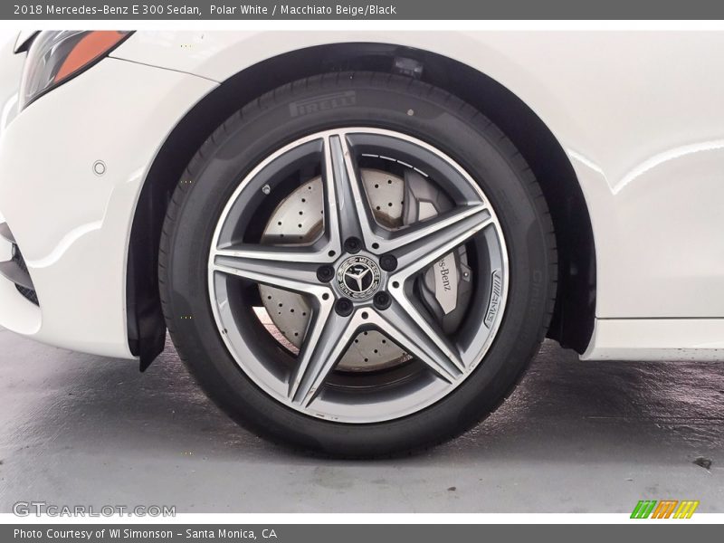 Polar White / Macchiato Beige/Black 2018 Mercedes-Benz E 300 Sedan