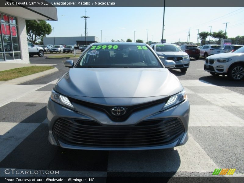 Celestial Silver Metallic / Macadamia 2020 Toyota Camry XLE