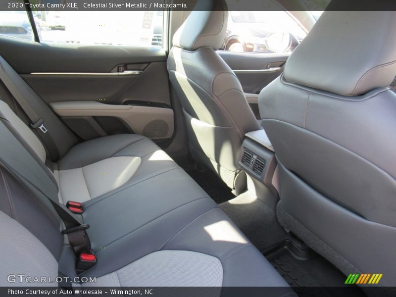 Celestial Silver Metallic / Macadamia 2020 Toyota Camry XLE