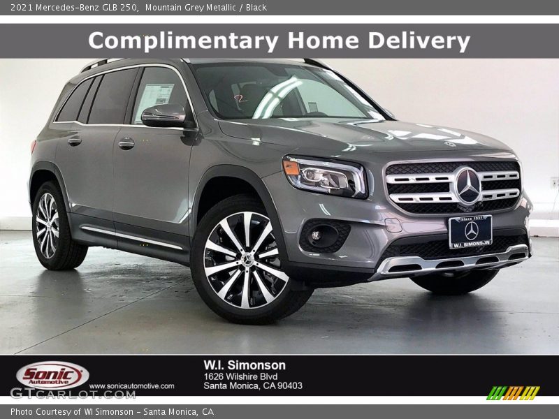 Mountain Grey Metallic / Black 2021 Mercedes-Benz GLB 250