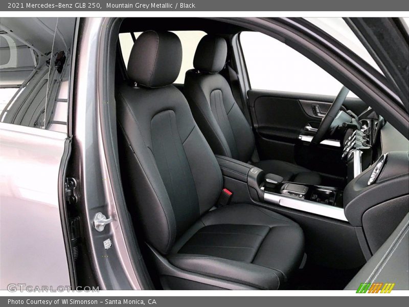 Mountain Grey Metallic / Black 2021 Mercedes-Benz GLB 250