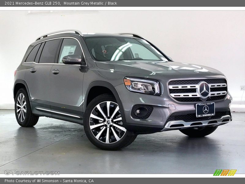 Mountain Grey Metallic / Black 2021 Mercedes-Benz GLB 250