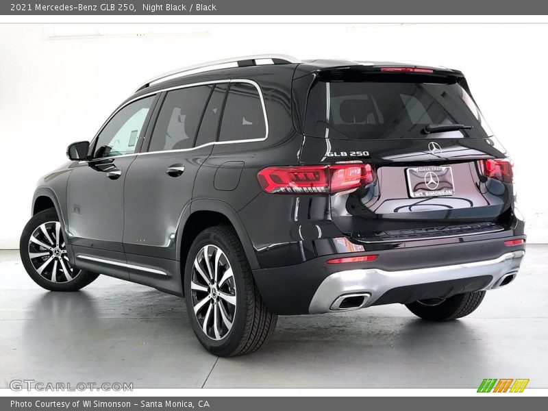 Night Black / Black 2021 Mercedes-Benz GLB 250