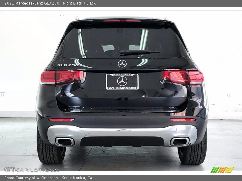 Night Black / Black 2021 Mercedes-Benz GLB 250