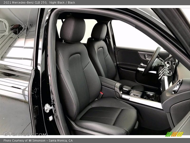Night Black / Black 2021 Mercedes-Benz GLB 250