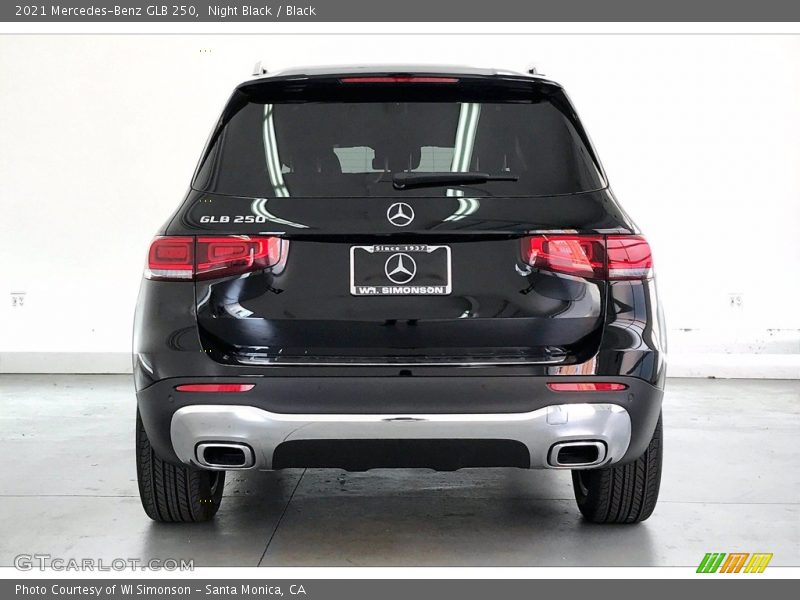Night Black / Black 2021 Mercedes-Benz GLB 250