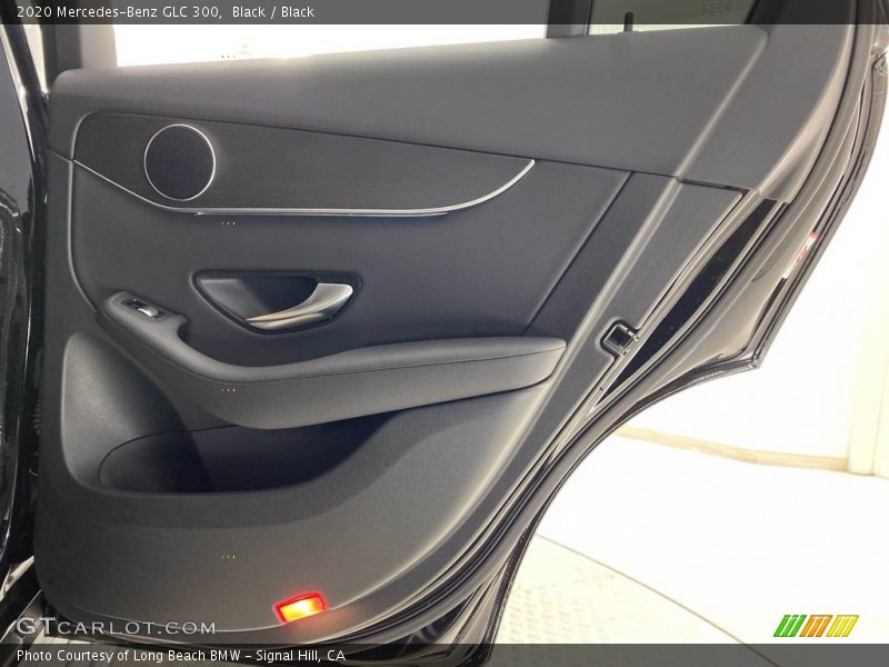 Black / Black 2020 Mercedes-Benz GLC 300