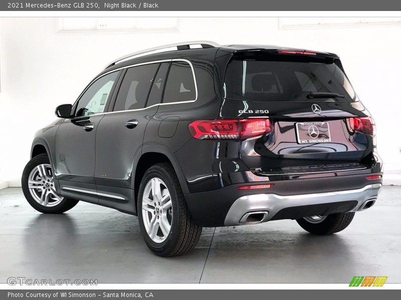 Night Black / Black 2021 Mercedes-Benz GLB 250