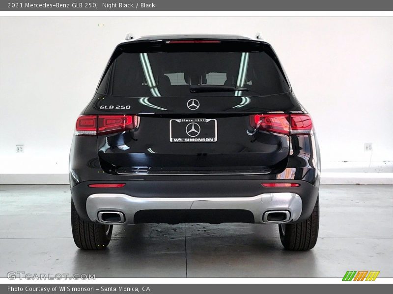 Night Black / Black 2021 Mercedes-Benz GLB 250