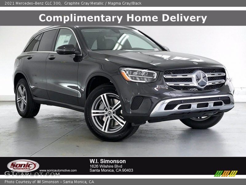 Graphite Gray Metallic / Magma Gray/Black 2021 Mercedes-Benz GLC 300
