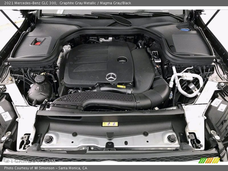 Graphite Gray Metallic / Magma Gray/Black 2021 Mercedes-Benz GLC 300