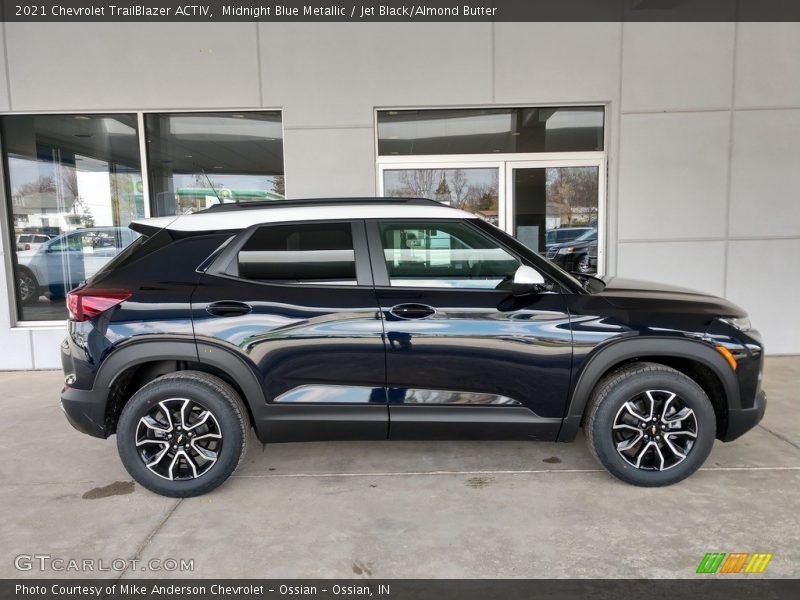 Midnight Blue Metallic / Jet Black/Almond Butter 2021 Chevrolet TrailBlazer ACTIV