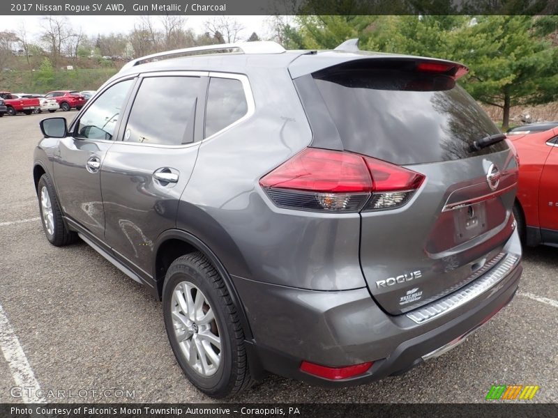 Gun Metallic / Charcoal 2017 Nissan Rogue SV AWD