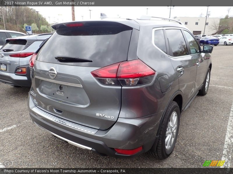 Gun Metallic / Charcoal 2017 Nissan Rogue SV AWD
