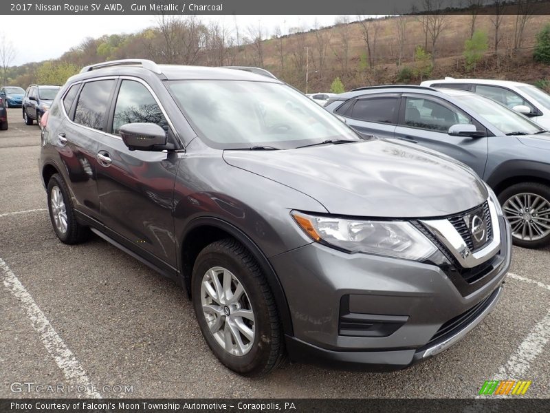 Gun Metallic / Charcoal 2017 Nissan Rogue SV AWD