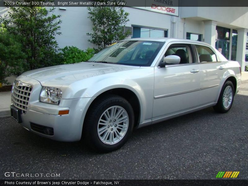 Bright Silver Metallic / Dark Slate Gray 2009 Chrysler 300 Touring