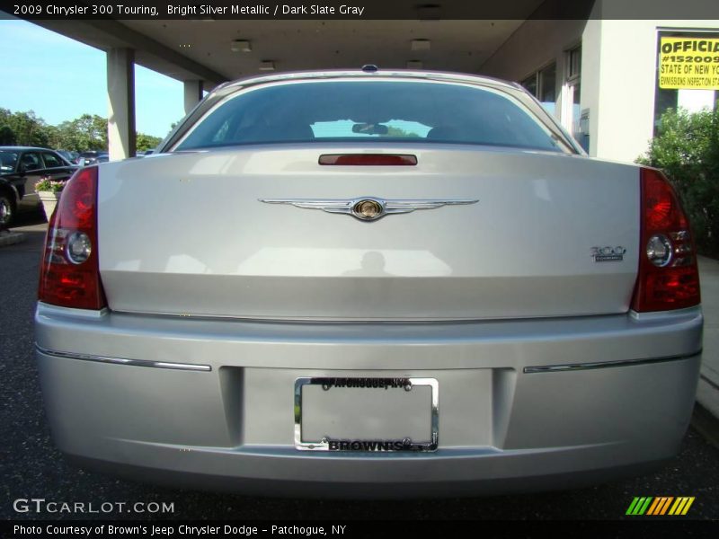 Bright Silver Metallic / Dark Slate Gray 2009 Chrysler 300 Touring