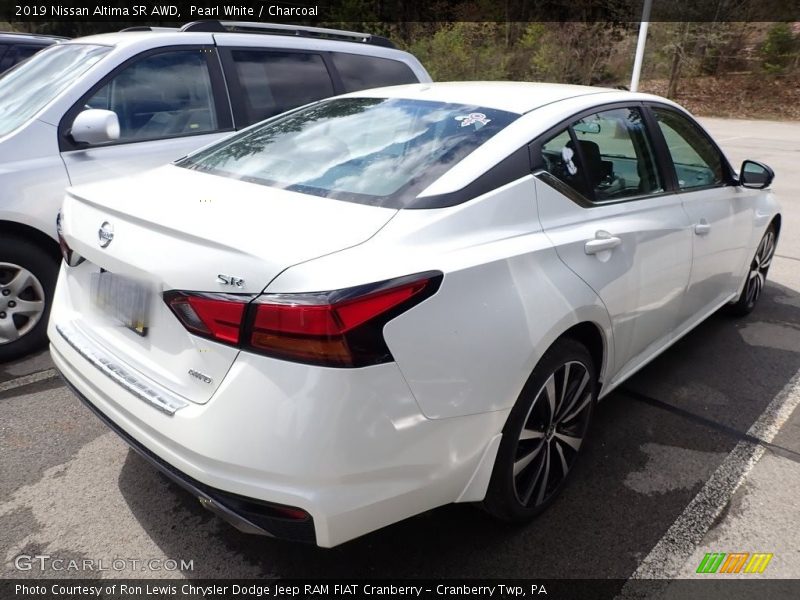 Pearl White / Charcoal 2019 Nissan Altima SR AWD