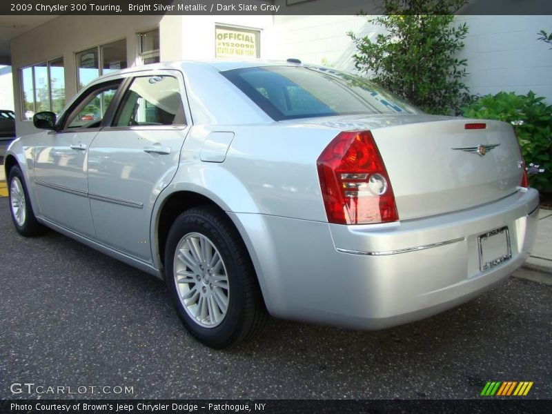 Bright Silver Metallic / Dark Slate Gray 2009 Chrysler 300 Touring
